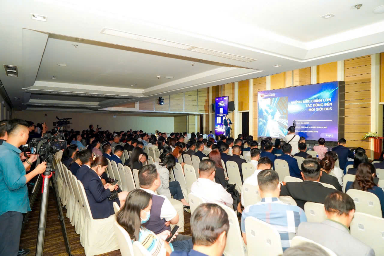 z7422594236346_1116cf488cfcf3e162d6a106579c5f7e